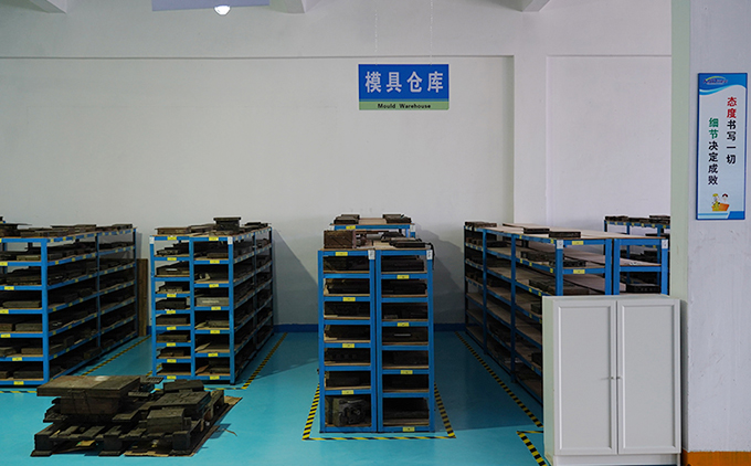 導(dǎo)電硅膠制品是什么？有什么作用？